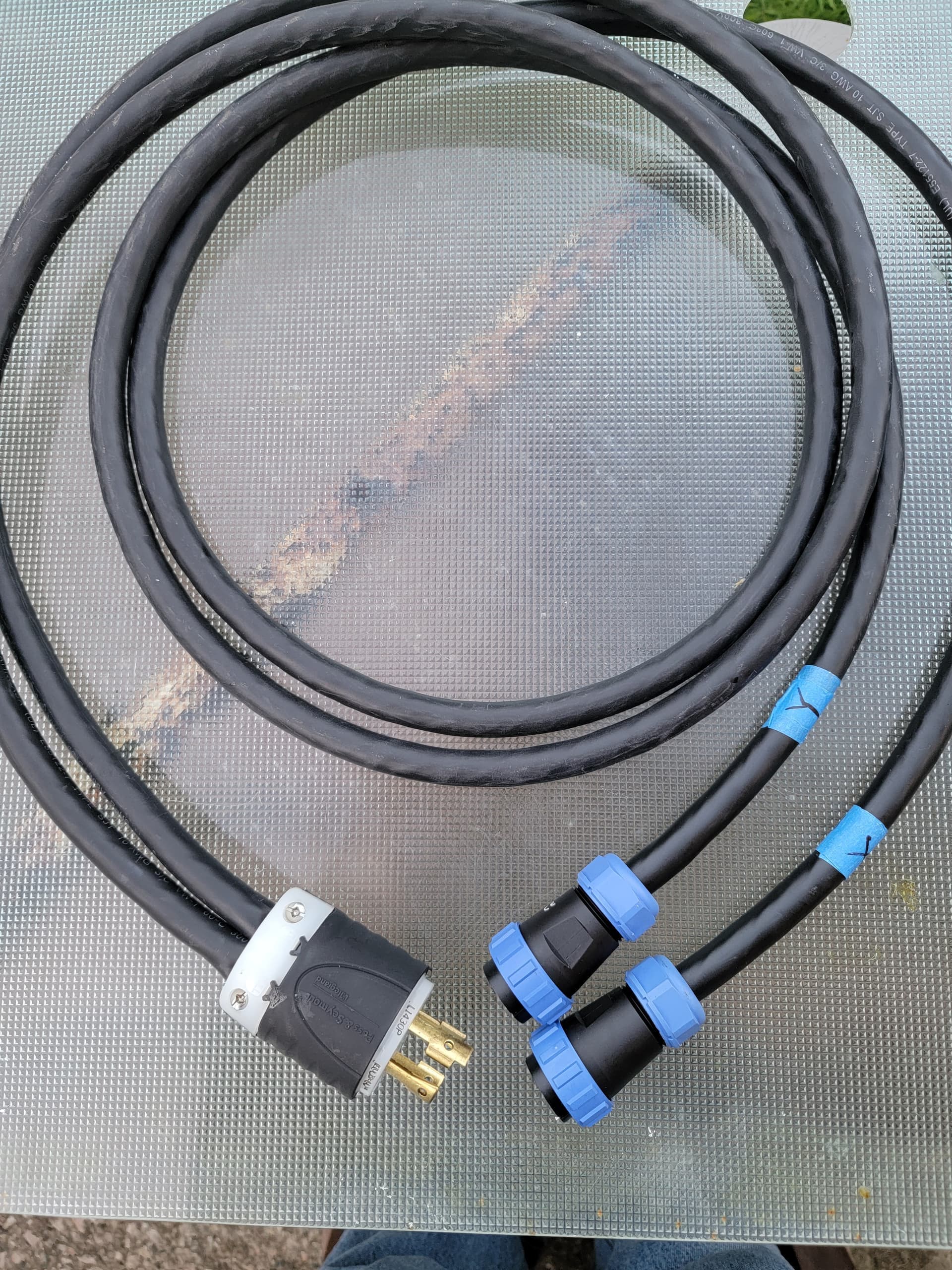 Split phase cable